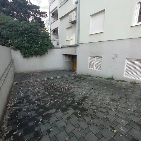 Adria With Underground Parking * Makarska