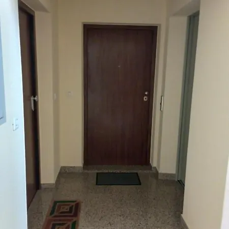 Apartment Adria With Underground Parking Makarska