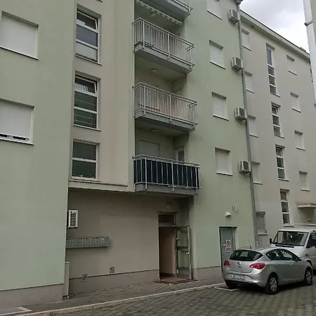 Adria Apartment *