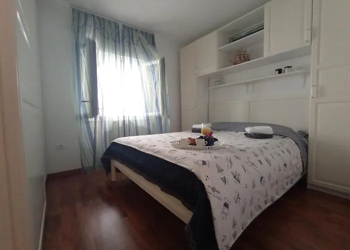 Adria With Underground Parking Makarska