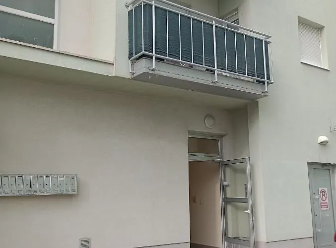 Adria With Underground Parking * Makarska